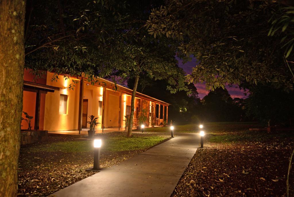 Posada Del Chaman Iguazu Пуерто Игуасу Екстериор снимка