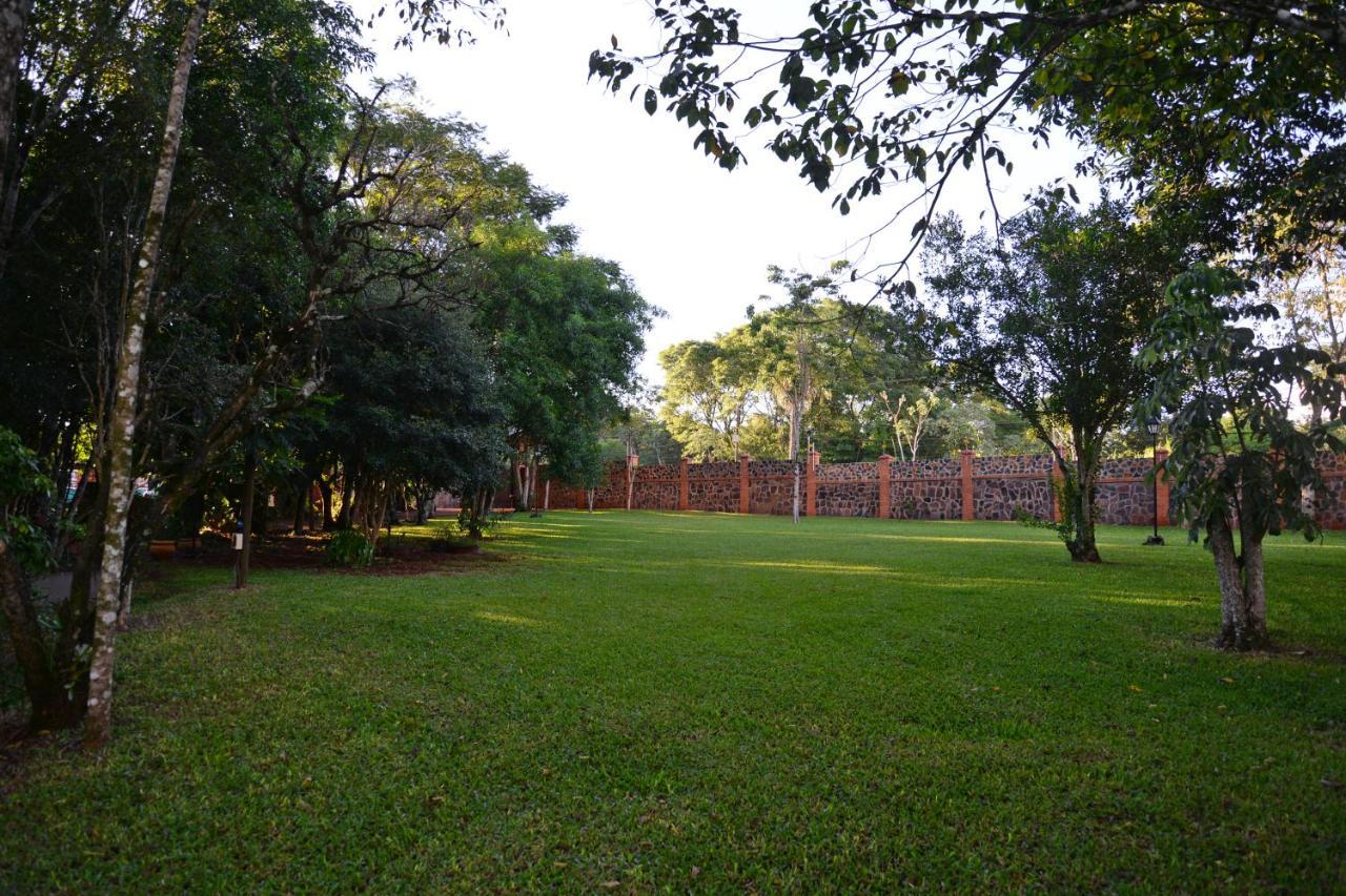 Posada Del Chaman Iguazu Пуерто Игуасу Екстериор снимка